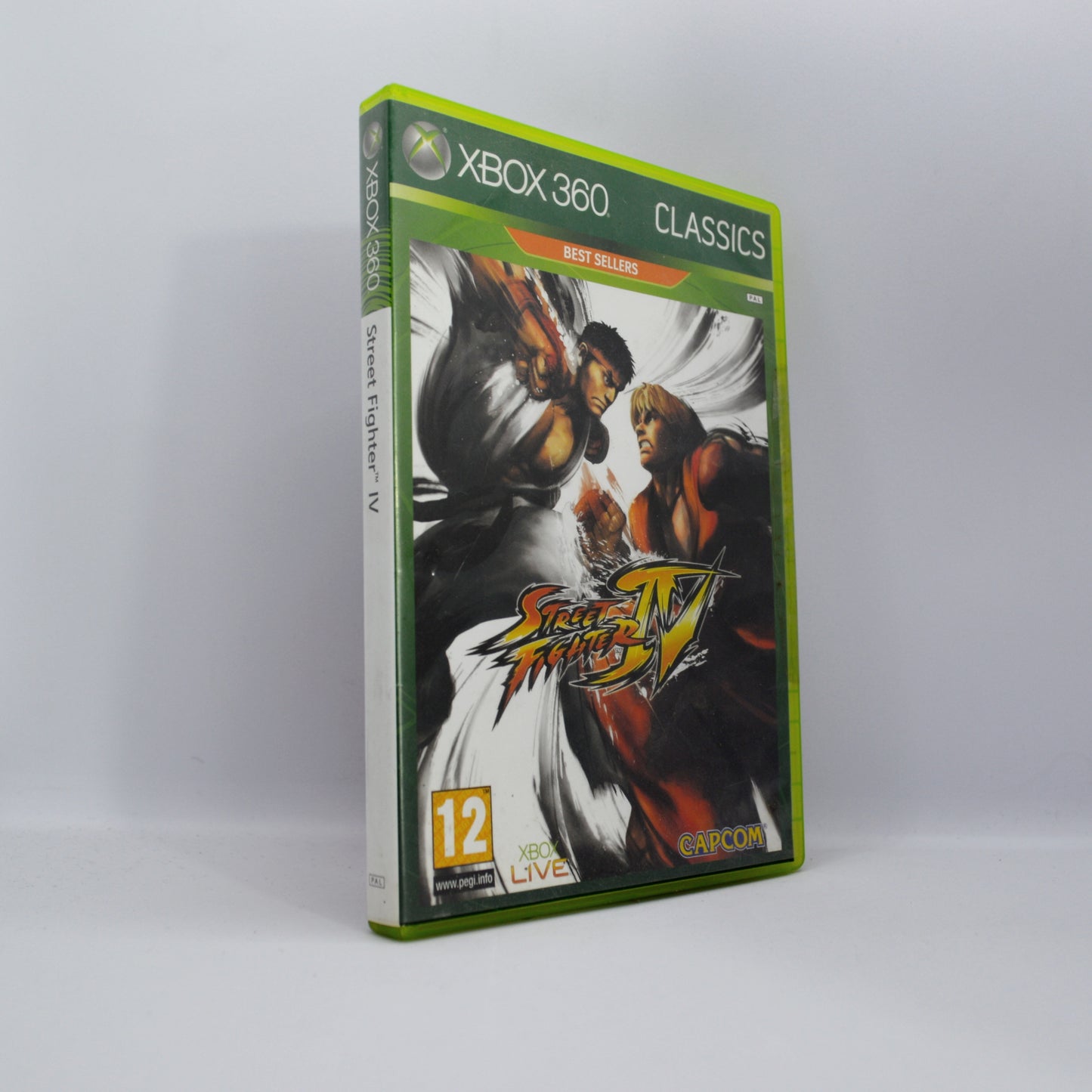 Xbox 360 - Street Fighter IV (إصدار بلاتينيوم هيتس)