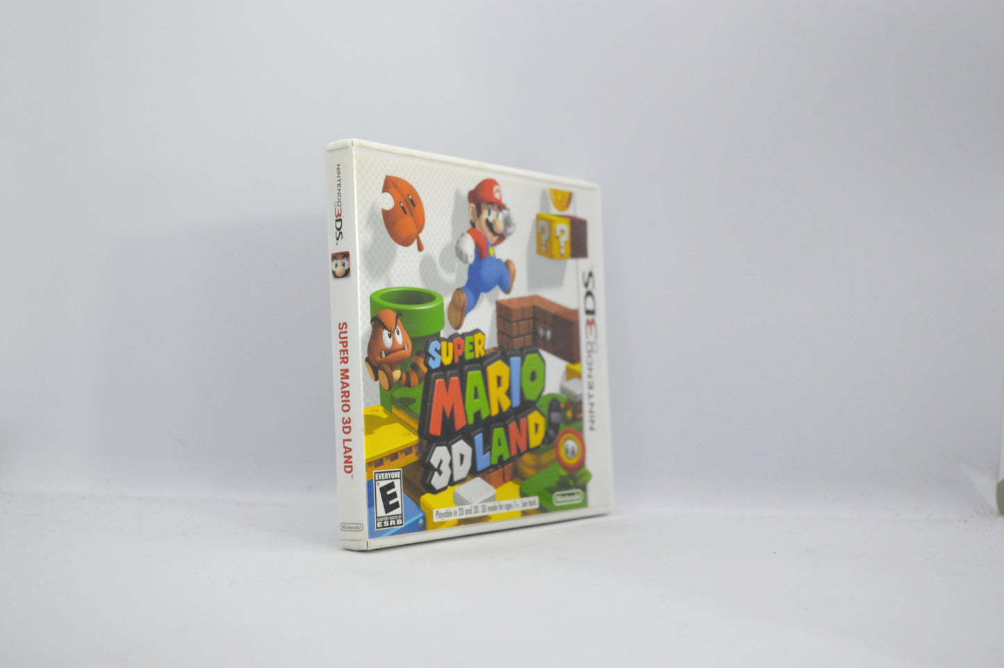 Nintendo 3DS - Super Mario 3D Land