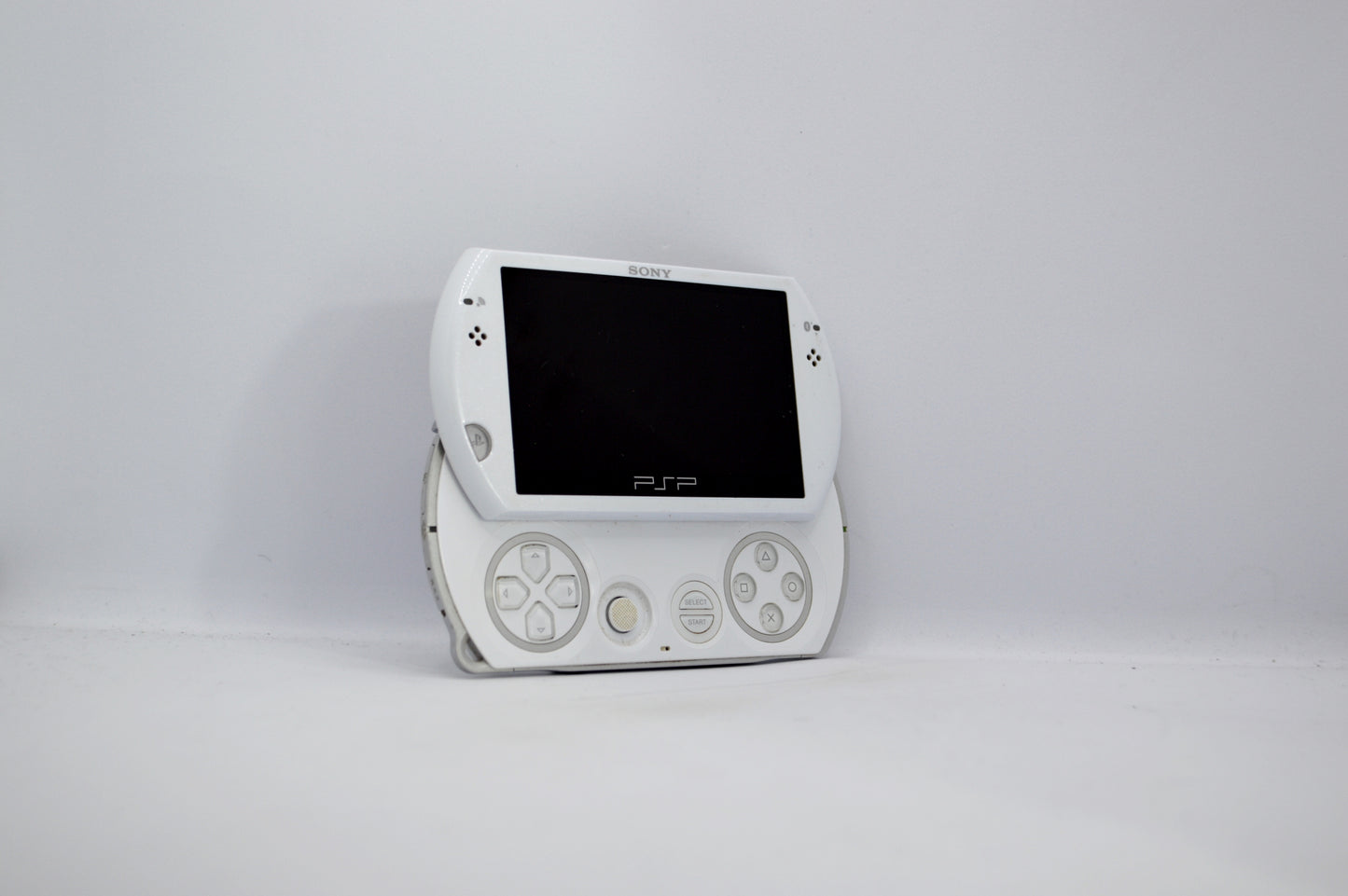 Sony PSP Go (White)