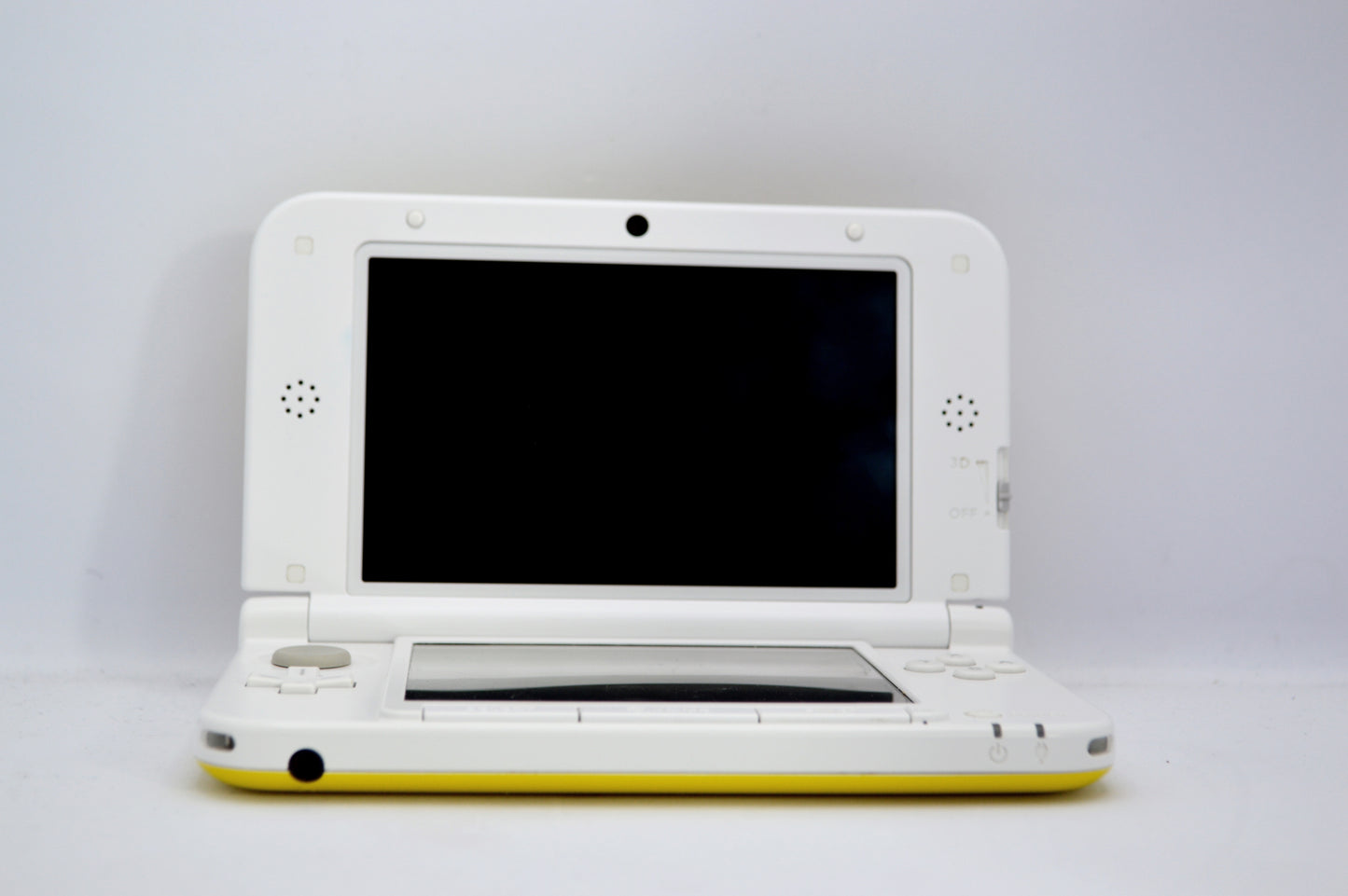 Nintendo 3DS XL (Pickachu Edition)